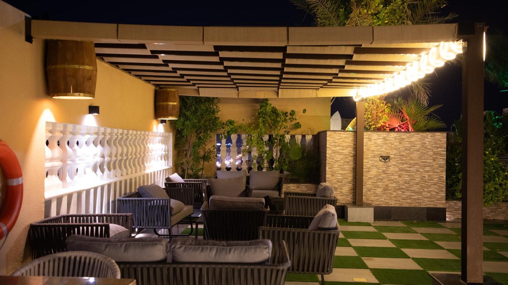 La Zona Continental Hotel Dubai Buitenkant foto